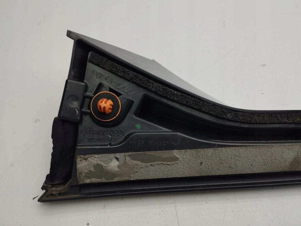 фото №7, Audi q3 f3 2019 обивка задний крышки багажника