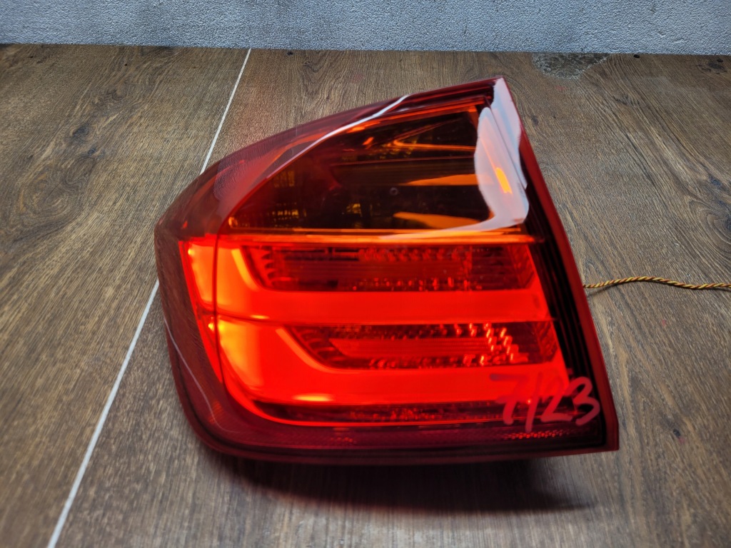 фото №1, Bmw 3 f30 7312845 лампа левый задняя задняя