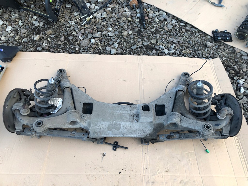 фото №1, Балка задняя oś подрамник задние volvo s60 v70 1999-2004