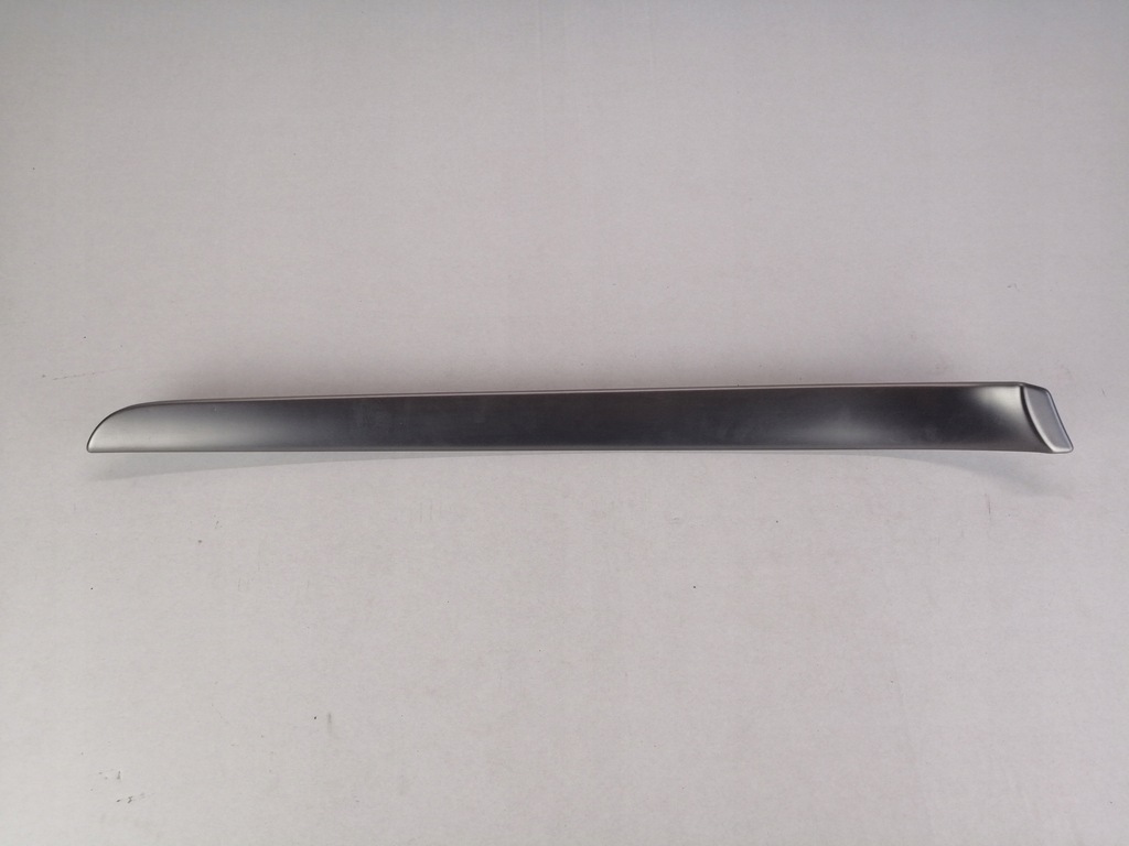 фото №1, Audi a4 b7 молдинг дверь правый перед