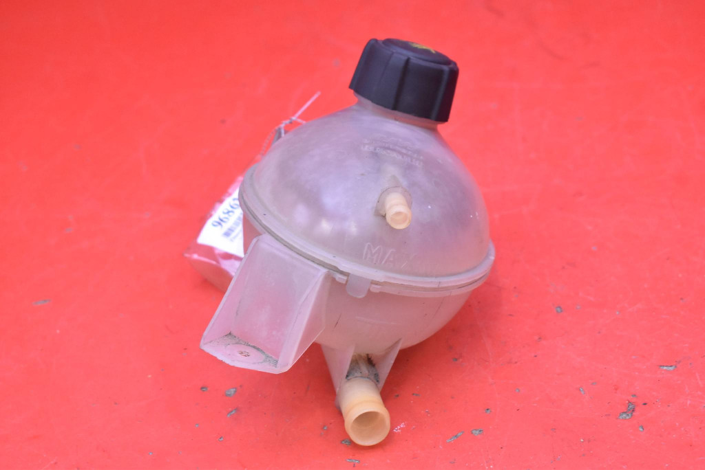 фото №6, Бачок расширительный 217107259r dacia dokker 1 i 1.6 16v 102 km 17-21