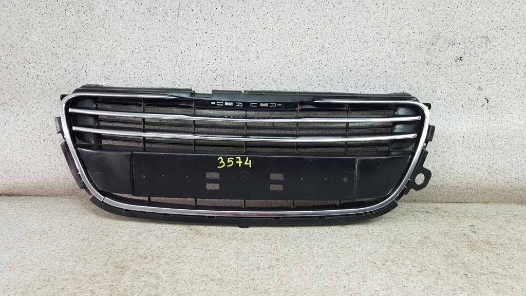 фото №1, Peugeot 508 i 2010 - решітка радіатора решітка радіатора 3574