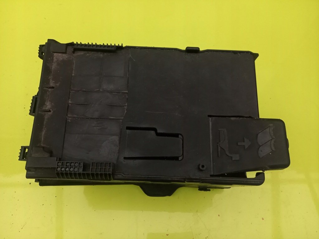 фото №1, Корпус аккумулятор citroen ds4 1.6 hdi 12r