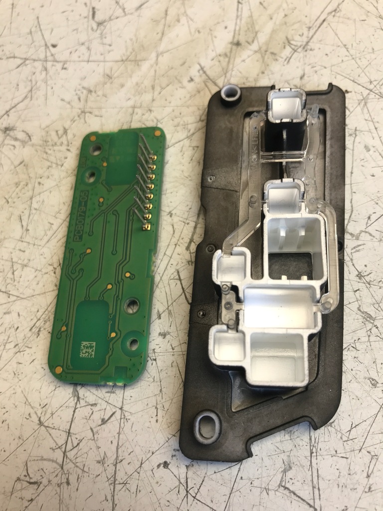 фото №4, Audi r8 plus 4s дисплей передач