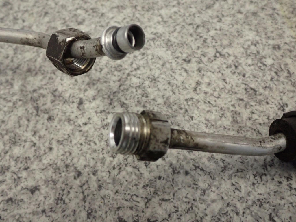 фото №5, Mitsubishi grandis 2.0d шланг кондиционера