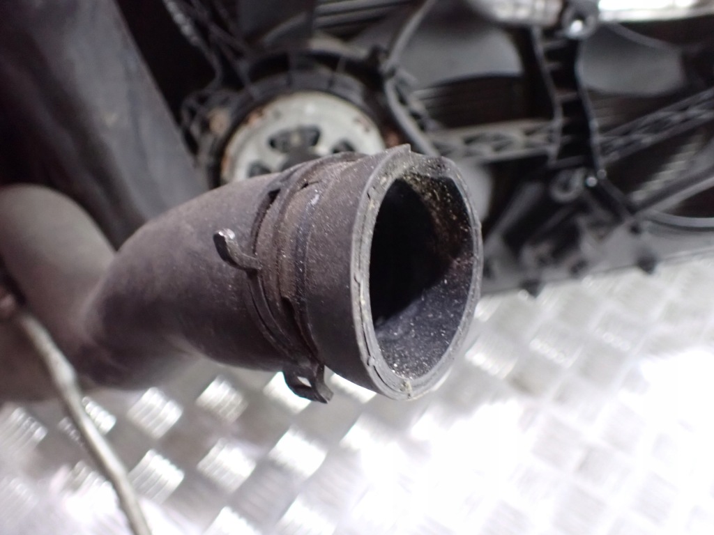 Радиатор вентилятор ремень перед opel insignia a 10r 2.0 универсал 13223018 11088 с Разборки