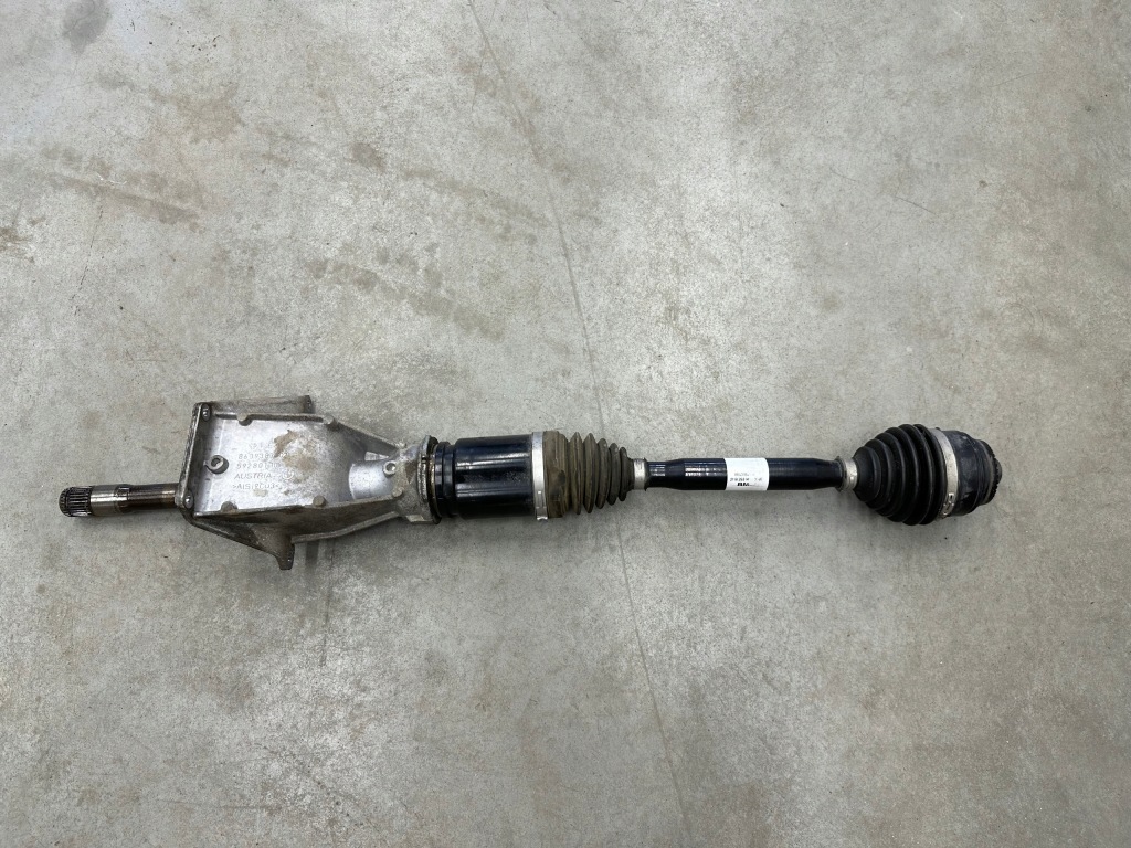 фото №1, Приводной вал правая правый перед bmw x3 g01 x4 g02 8643184 оригинал idealna