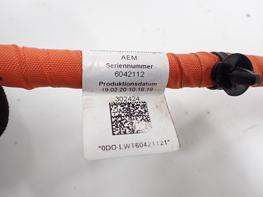 фото №4, Шланг wysokiego напряжения porsche taycan turbo s