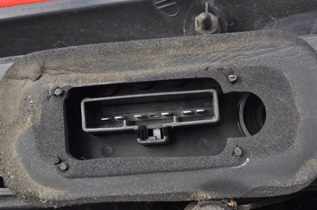 фото №7, Ford focus c-max лампа левая задняя 3m51-13a603-aa