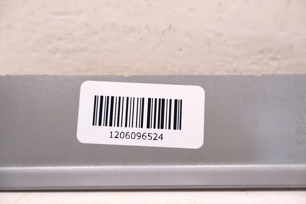 фото №6, Volvo xc60 ii кронштейн крыла правый перед 735-15 31424581