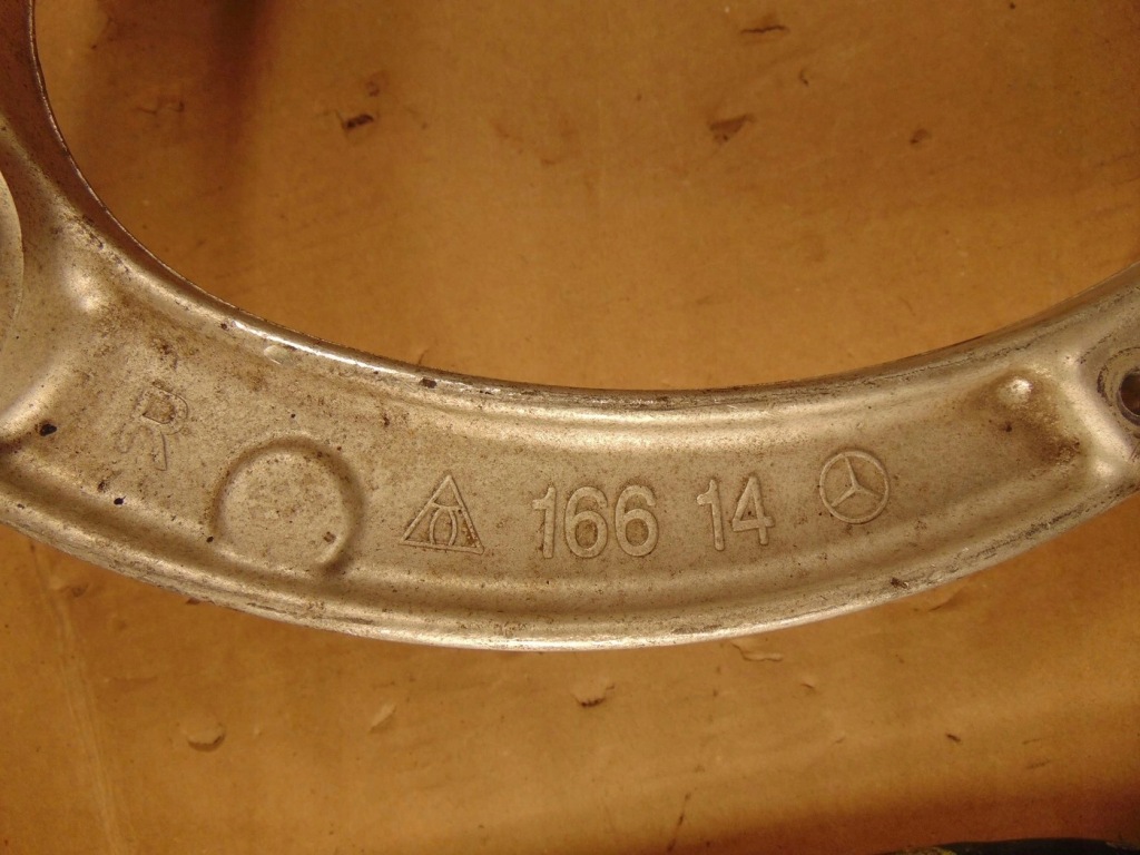 фото №3, Рычаг правый верхний mercedes ml w166