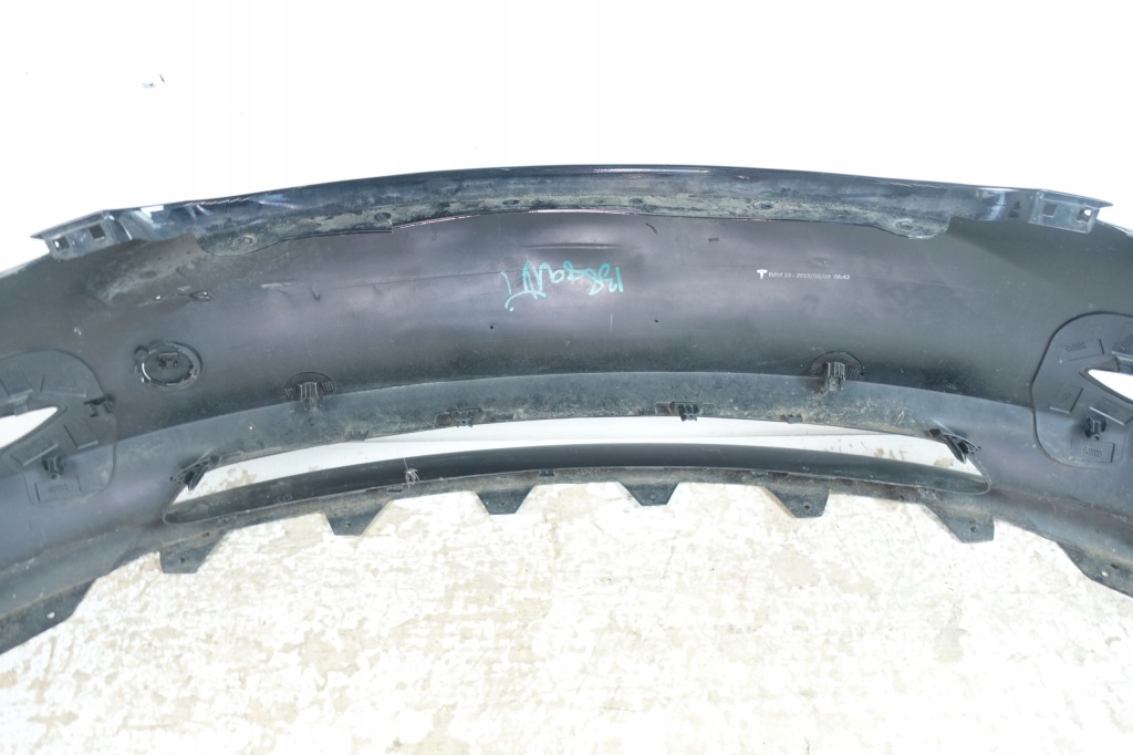 Tesla model 3 2017- бампер перед передний 1084168-00-d Оригинал