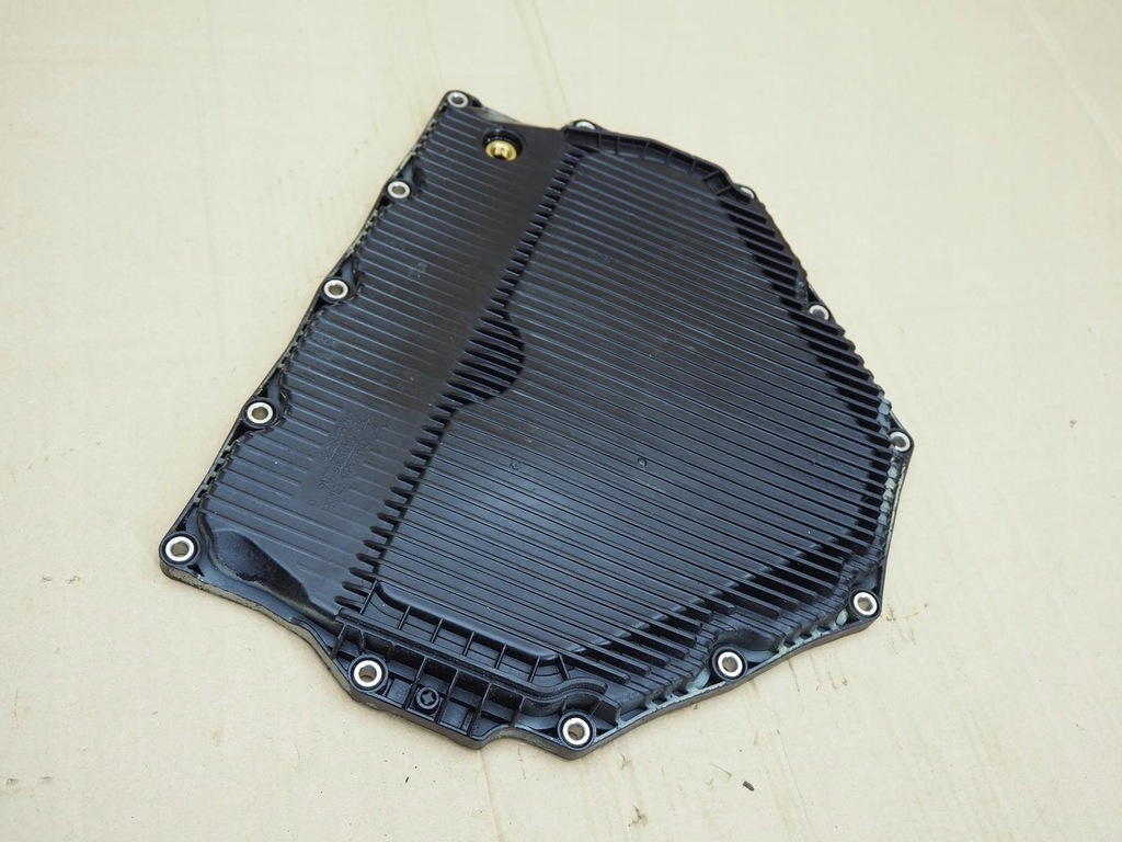 фото №10, Porsche boxster cayman 982 718 поддон масла фильтр