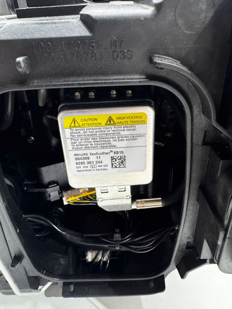 фото №11, Лампы ксенон led audi q5 przed lift nowe полный p+l 8r0941004j 8r0941003j