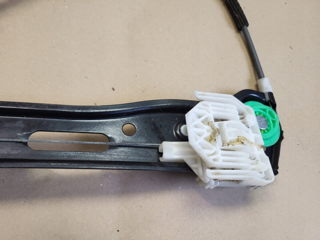 Подъемник механизм стекло моторчик правый перед bmw 1 e87 6927028 оригинальный номер eu Киев