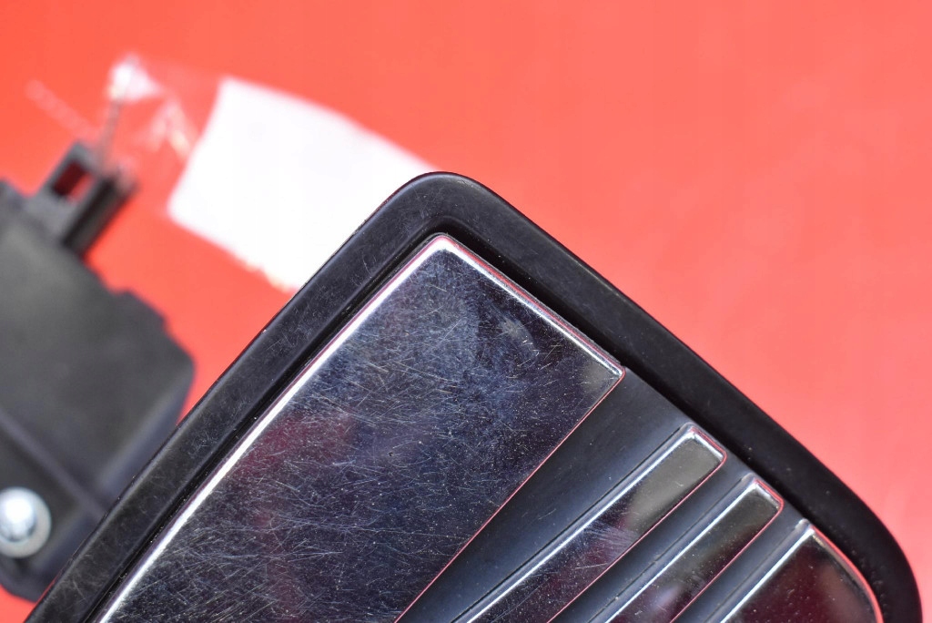 фото №11, Ручка крышки задняя эмблема 1m6827565j/k 1m5862159c seat cordoba ii 6l sedan