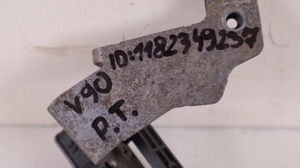 фото №6, Volvo v90 датчик выравнивание правый задняя 31681291