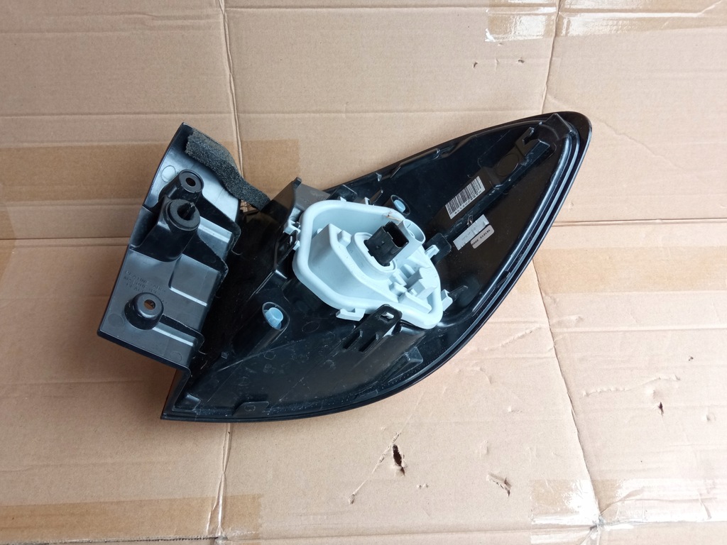 фото №4, Лампа задняя renault captur