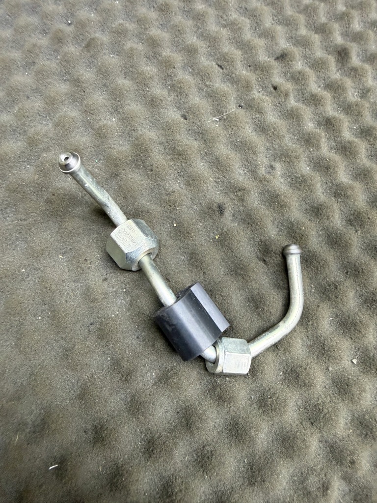 Купить 55218921 трубка шланг топлива fiat