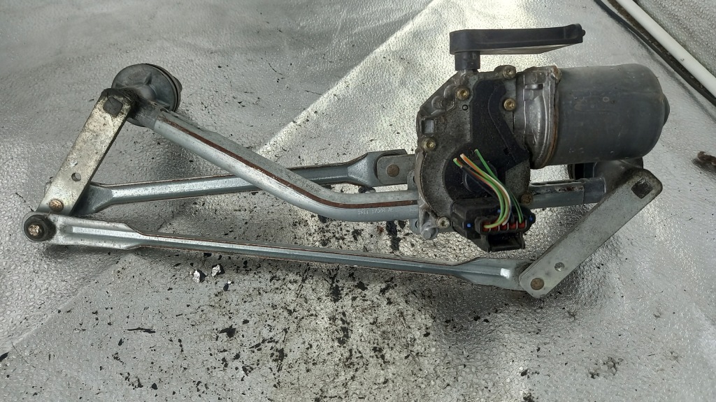 фото №1, Mech. дворник ford fusion 1.4b 04r hb