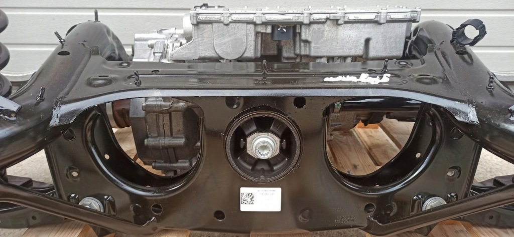 фото №10, Skoda enyaq двигатель электрический подвеска задняя kompl ebja 1ea907230