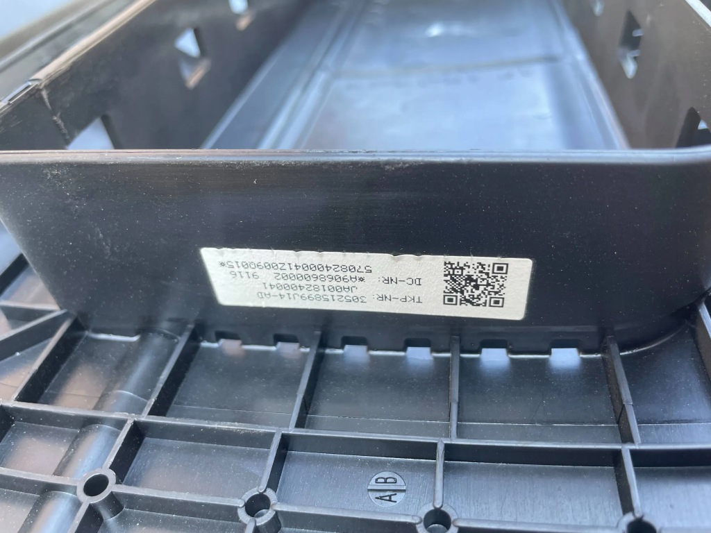 фото №3, Mercedes sprinter w906 заглушка подушки безопасности пассажира