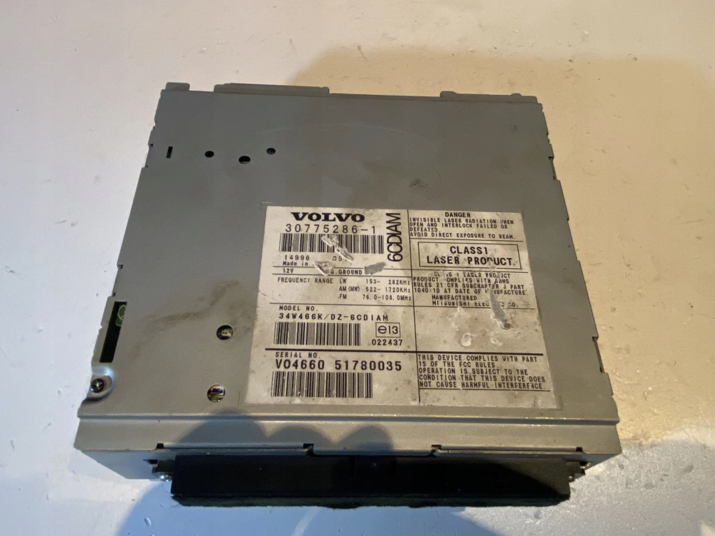 фото №4, Volvo s40 2004 автомагнитола