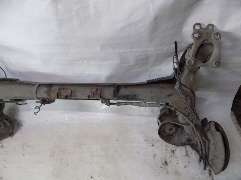 фото №8, Peugeot 5008 i 09-12 1.6 hdi балка os задня задня