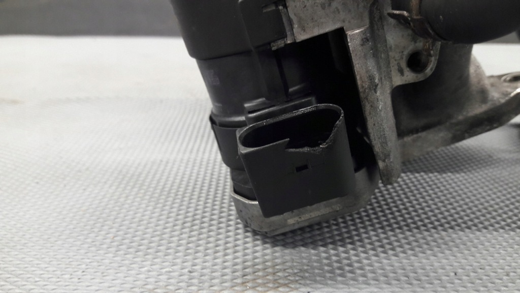 Купити 00005320a9 клапан egr mercedes w163 4.0 cdi