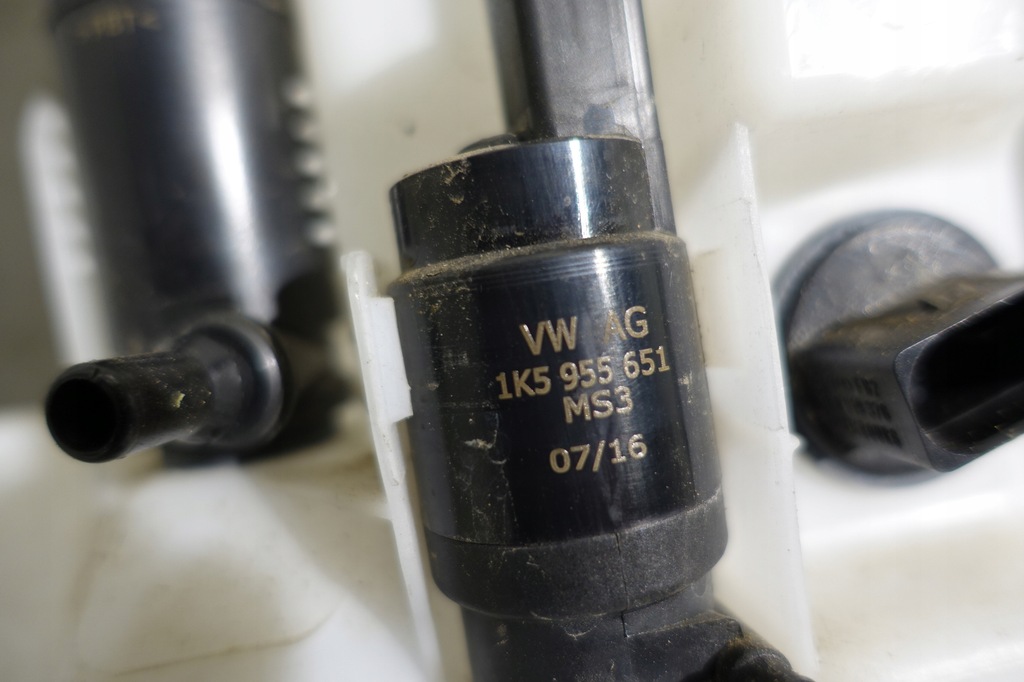 фото №5, Vw jetta бачок омивача насос комплект