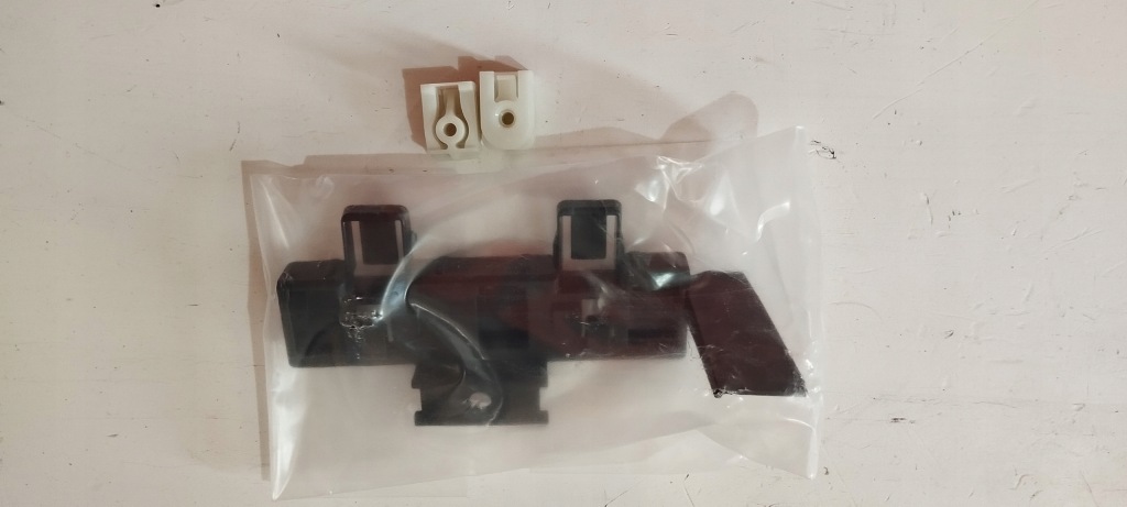 фото №1, Напрямна перед правий накладки bmw 2 f46 7327320