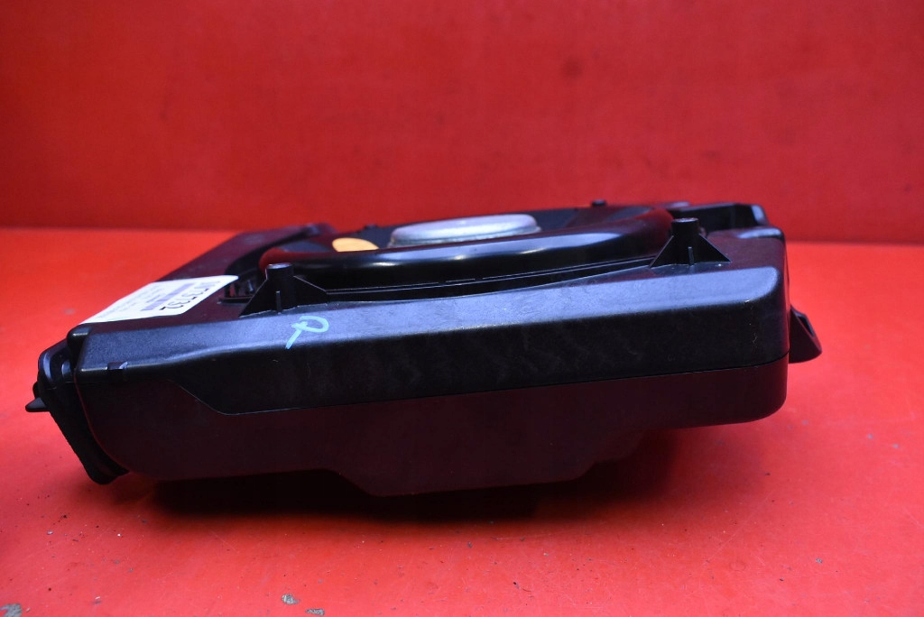 Купить Динамик сабвуфер правый 9241118 bmw f01 f02 08-12