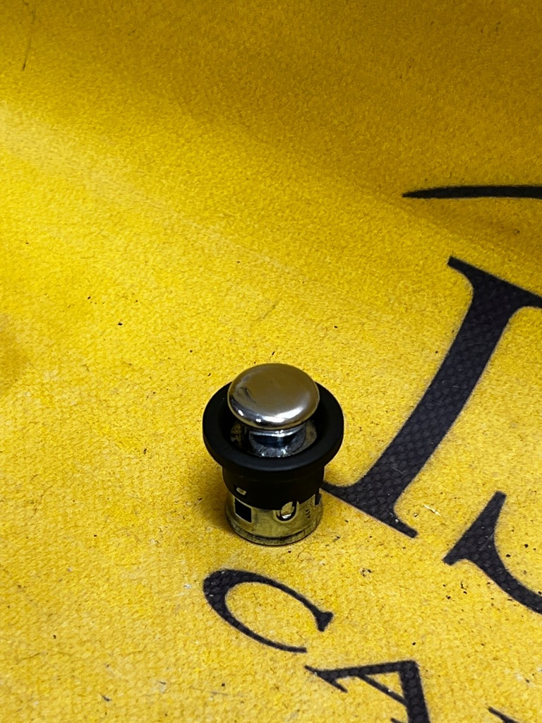 фото №1, Вкладиш прикурювач автомобільна rr vogue l405