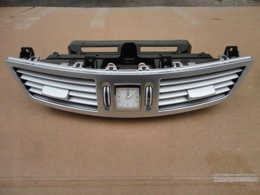 фото №1, Mercedes s w221 lift часы воздуховод впуск кондиционер