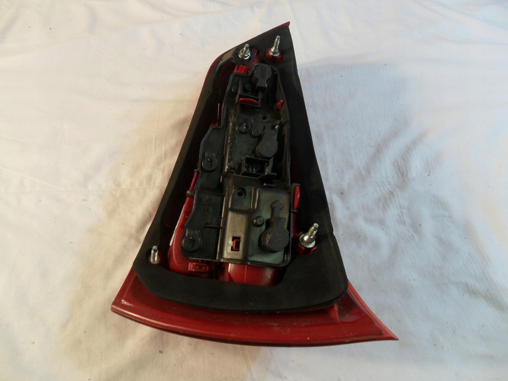 фото №13, Audi a1 s1 8x0 10-14 обычная левая задняя 8x0945093