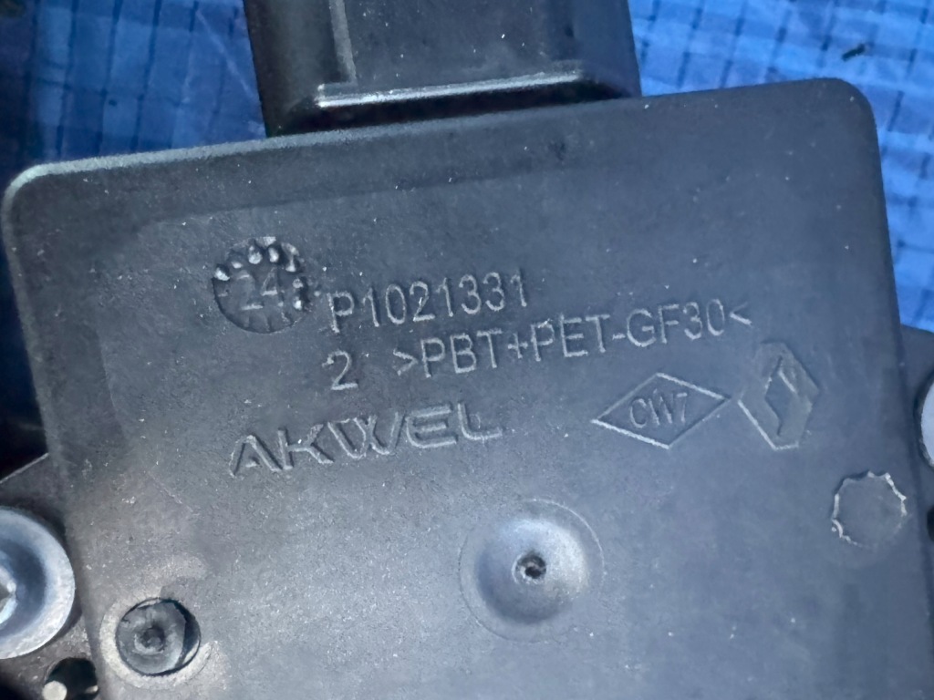 Ручка дверь передних левых renault megane v e-tech 806079889r Доставка