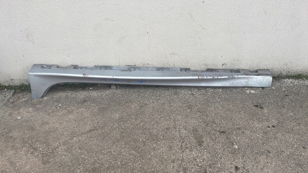 фото №1, Jaguar xfs i - накладка порог левая