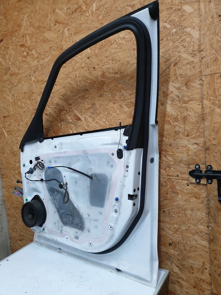 фото №8, Opel zafira c 11- дверь правое передние перед