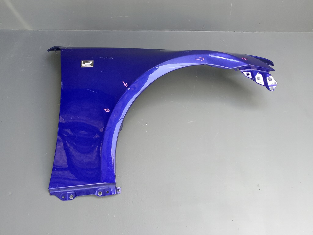 Lexus is 3 3 f-sport 2013- крыло  правый  перед передний ÷ Доставка