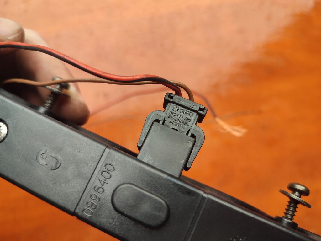 фото №4, Третий свет стоп mitsubishi carisma 0996400