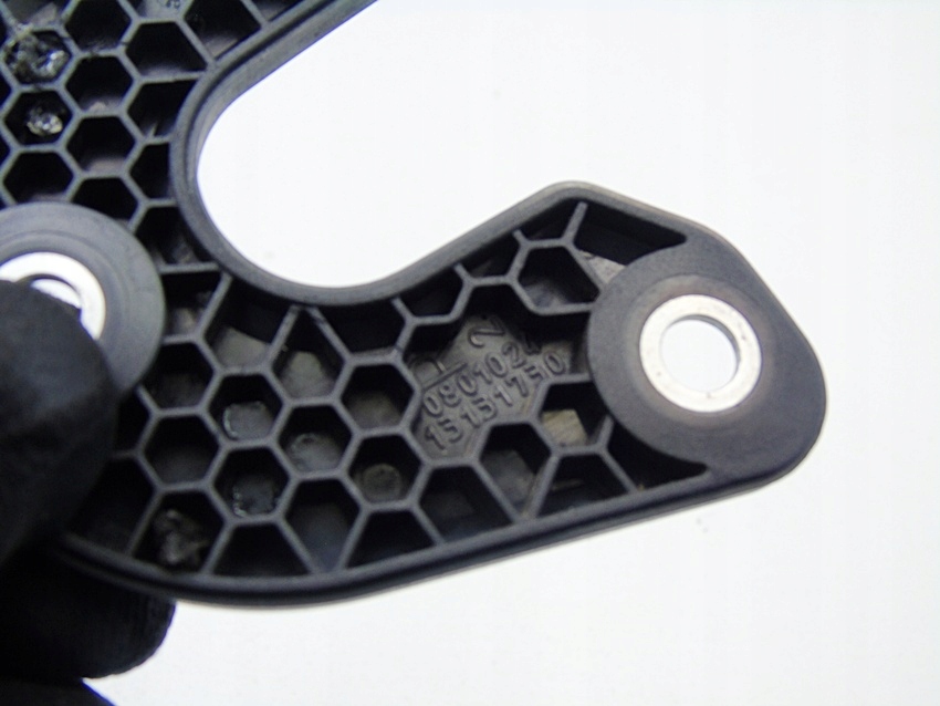 Защита замка дверь правый перед opel meriva a 13131730 Киев