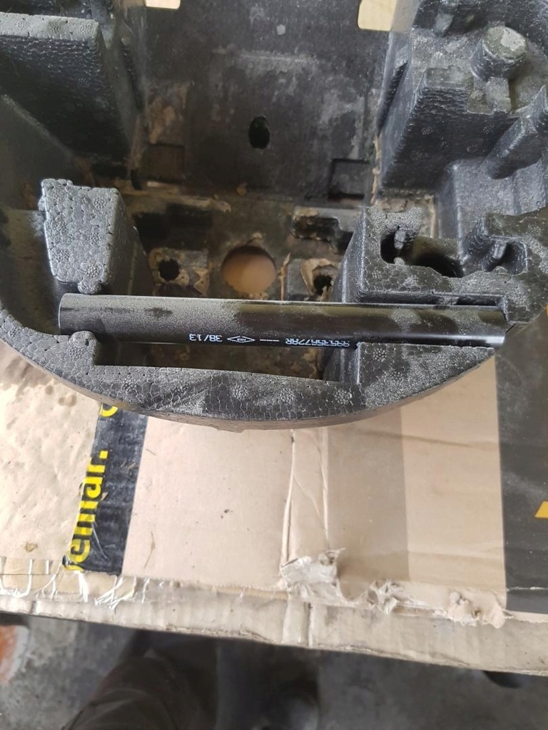 фото №3, Вкладиш колеса запасного renault clio iv 997502475r