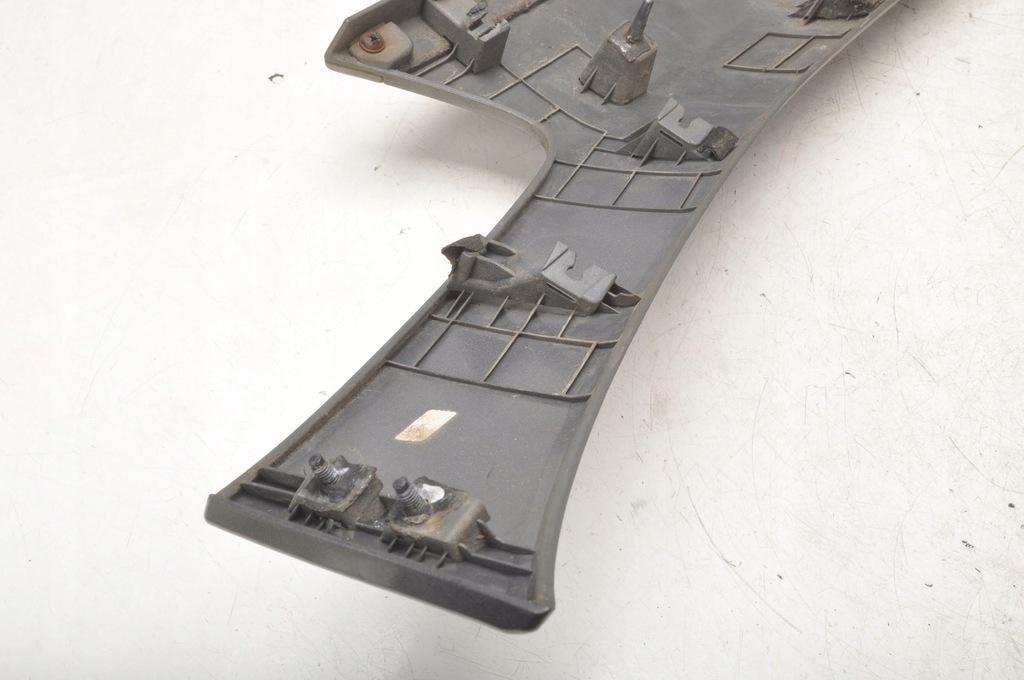 фото №12, Kia carens iv накладка молдинг кришки 87310-a4100