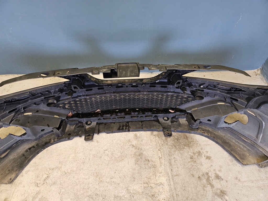 фото №8, Бампер перед передний seat ibiza iv 4 6j0807231