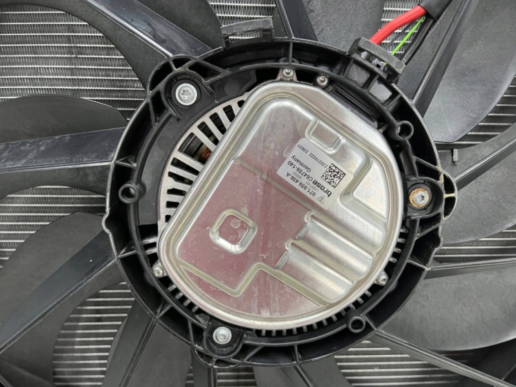 Радиатор воды porsche panamera 971 16-23r. радиатор кондиционера вентилятор в Украине