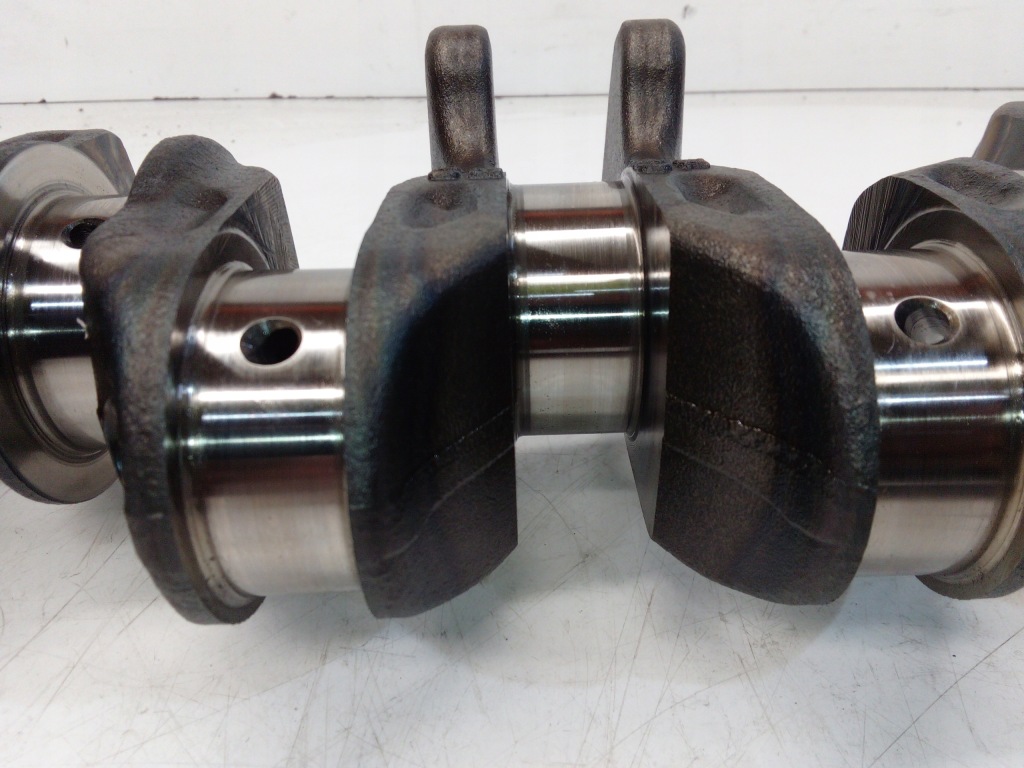 Wał колінчастий audi vw seat skoda 1.4 tfsi 04eb cmb в Україні