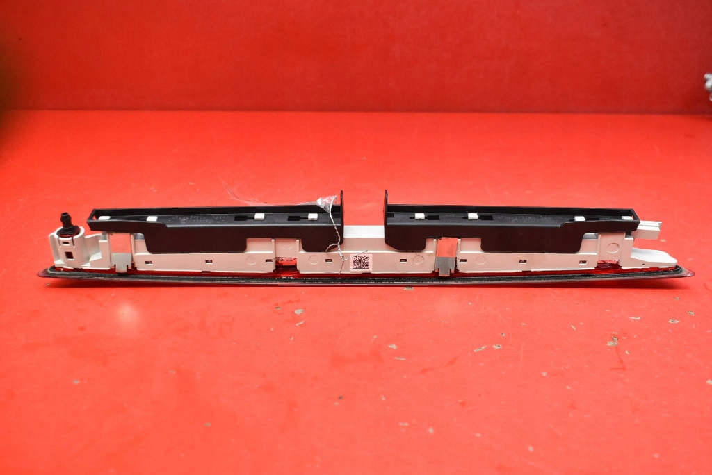 фото №5, Свет стоп-сигнал стоп 5e9945097c skoda octavia 3 iii kombi lift 17-20