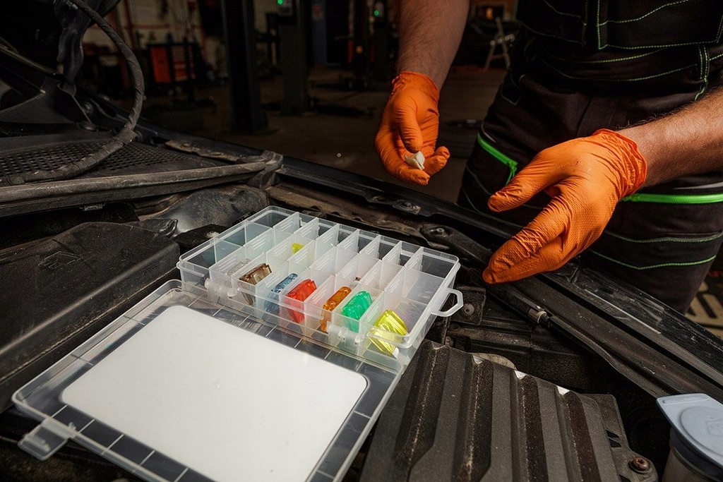 фото №11, Neo 11-993 набор предохранителей автомобильных, коробка, 88 sztuk, 3 типы