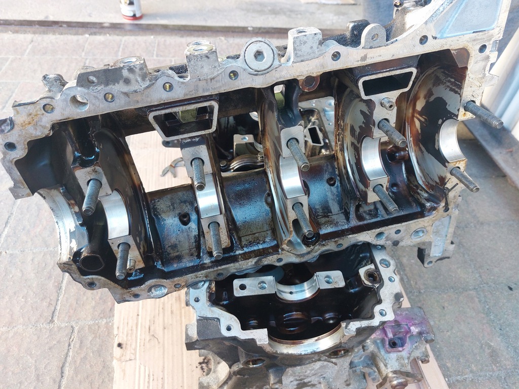 фото №10, Блок двигателя поршни mini r60 1.6 b n16b16a 13r