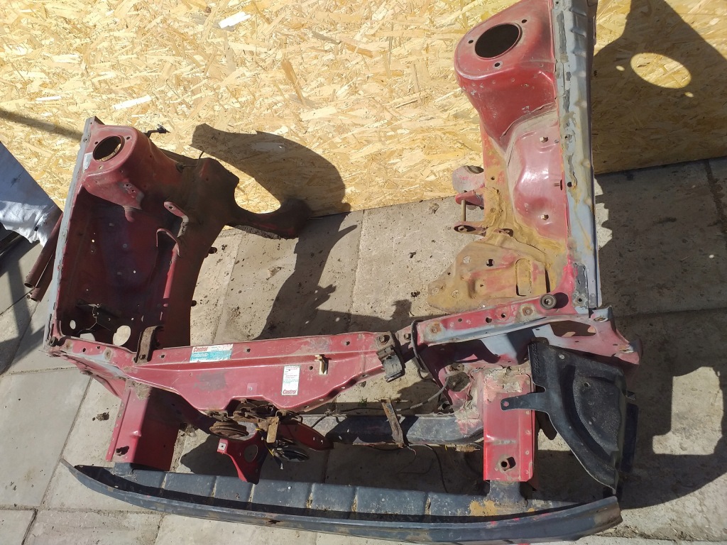 фото №7, Celica v 5 pas передний усилитель передний панель фары